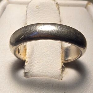 Simple band Vintage Sterling Silver Ring Sz 3